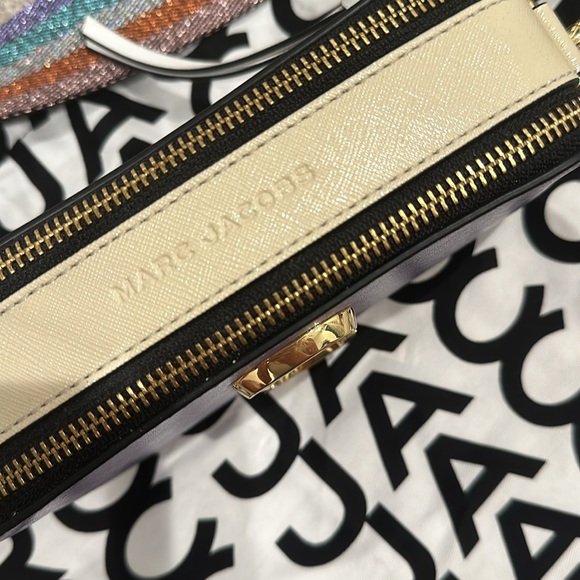 Marc Jacob’s snapshot bag. - Picture 2 of 12